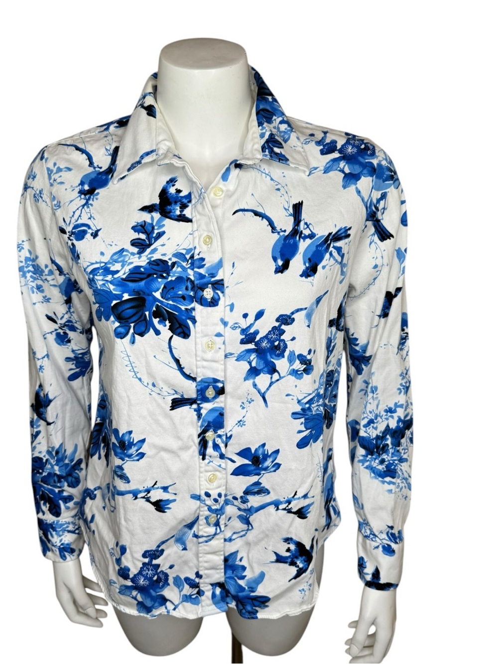 THE SHIRT Rochelle Behrens Button-up Shirt L Blue White Floral Birds Long Sleeve